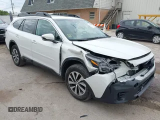 2022 Subaru Outback Premium with VIN 4S4BTAFC7N3220552, listed as a IAAI auction lot 42337518 with 39,006 mi miles and . Bid and sale history available at DreamBid. Image 1.