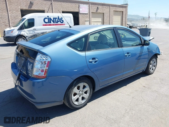 2007 Toyota Prius with VIN JTDKB20U677678691, listed as a IAAI auction lot 41993838 with 195,876 mi miles. Bid and sale history available at carsss.com. Image 4.