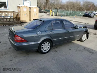 2006 Mercedes-Benz S-Class 3.7L with VIN WDBNF67J56A473318, listed as a Copart auction lot 45764085 with 106,793 mi miles and Salvage Title. Bid and sale history available at carsss.com. Image 3.