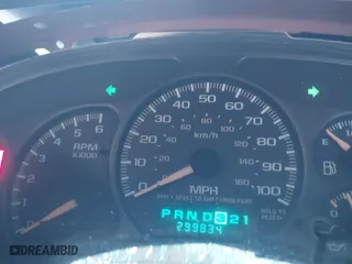 2002 Chevrolet Silverado 1500 LT with VIN 2GCEK19T421243787, listed as a IAAI auction lot 41760753 with 299,834 mi miles. Bid and sale history available at carsss.com. Image 7.