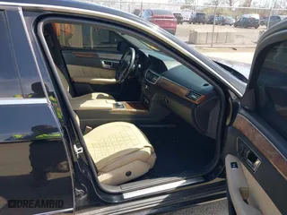 2013 Mercedes-Benz E-Class E 350 Luxury with VIN WDDHF8JBXDA716958, listed as a IAAI auction lot 42080974 with 134,248 mi miles. Bid and sale history available at carsss.com. Image 5.