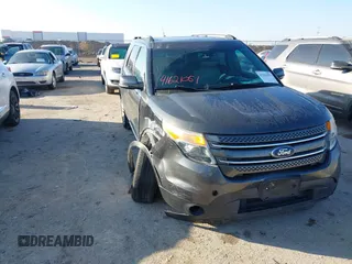 2015 Ford Explorer Limited with VIN 1FM5K7F88FGC23923, listed as a IAAI auction lot 41621051 with 129,476 mi miles and . Bid and sale history available at carsss.com. Image 1.
