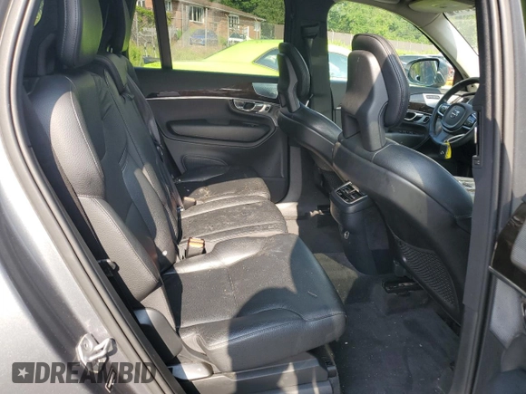 2016 Volvo XC90 T6 Momentum with VIN YV4A22PK1G1026545, listed as a Copart auction lot 64596465 with 92,553 mi miles and Clean title. Bid and sale history available at DreamBid. Image 11.