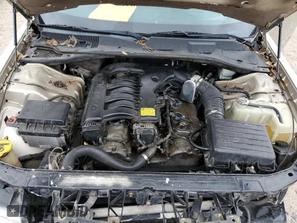 2006 Chrysler 300 Touring with VIN 2C3KA53G26H225251, listed as a Copart auction lot 70806354 with 216,259 mi miles and Salvage Title. Bid and sale history available at carsss.com. Image 12.