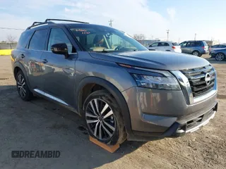 2023 Nissan Pathfinder Platinum с VIN 5N1DR3DK4PC204924, выставлен на аукционе IAAI как лот 41366352 с пробегом 25 918 миль миль и . История ставок и продаж доступна на DreamBid. Изображение 1.