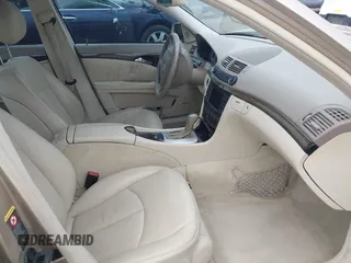 2005 Mercedes-Benz E-Class 3.2L with VIN WDBUF65J25A614469, listed as a IAAI auction lot 41521864 with 90,403 mi miles. Bid and sale history available at carsss.com. Image 5.