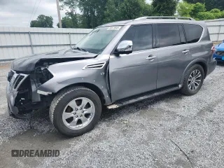 2020 Nissan Armada SL z VIN JN8AY2ND7L9107121, wystawiony jako Copart lot #58672045 z przebiegiem 153 184 mil mil oraz Czysty tytuł • Clean title. Historia ofert i sprzedaży dostępna na DreamBid. Obrazek 1.