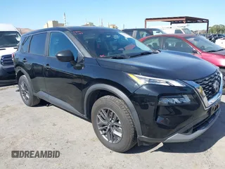 2023 Nissan Rogue S z VIN 5N1BT3AA5PC855712, wystawiony jako IAAI lot #42362027 z przebiegiem 31 329 mil mil oraz . Historia ofert i sprzedaży dostępna na DreamBid. Obrazek 1.