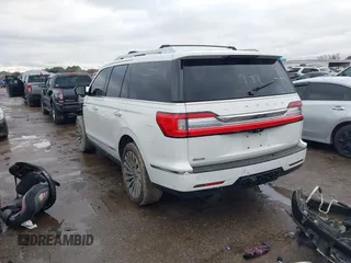 2020 Lincoln Navigator Reserve with VIN 5LMJJ2LT7LEL05241, listed as a IAAI auction lot 41462033 with 123,841 mi miles and . Bid and sale history available at DreamBid. Image 3.