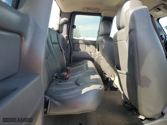2007 Chevrolet Silverado 2500HD Classic LT3 with VIN 1GCHK29D57E134854, listed as a Copart auction lot 45088645 with 101,112 mi miles and Salvage Title. Bid and sale history available at carsss.com. Image 11.