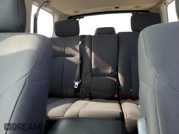 2004 Mitsubishi Endeavor LS with VIN 4A4MN21S44E048861, listed as a Copart auction lot 65244024 with 219,495 mi miles and Clean Title. Bid and sale history available at carsss.com. Image 10.