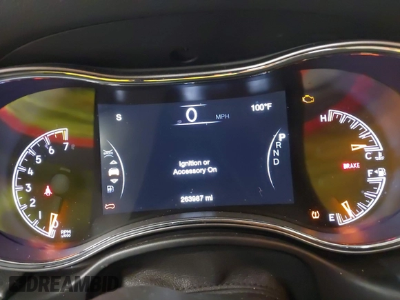 2018 Jeep Grand Cherokee Laredo E with VIN 1C4RJFAG7JC203793, listed as a IAAI auction lot 42585072 with 263,987 mi miles and . Bid and sale history available at DreamBid. Image 7.