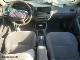 1997 Honda Civic EX with VIN 2HGEJ8641VH560917, listed as a Copart auction lot 83333374 with 112,889 mi miles and Clean Title. Bid and sale history available at carsss.com. Image 8.