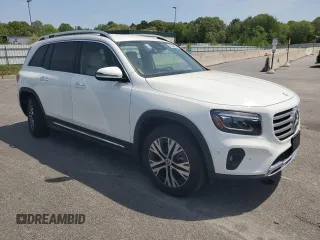 2025 Mercedes-Benz GLB 250 z VIN W1N4M4HB2SW399697, wystawiony jako Copart lot #56718975 z przebiegiem 5884 mil mil oraz Tytuł czysty. Historia ofert i sprzedaży dostępna na DreamBid. Obrazek 4.