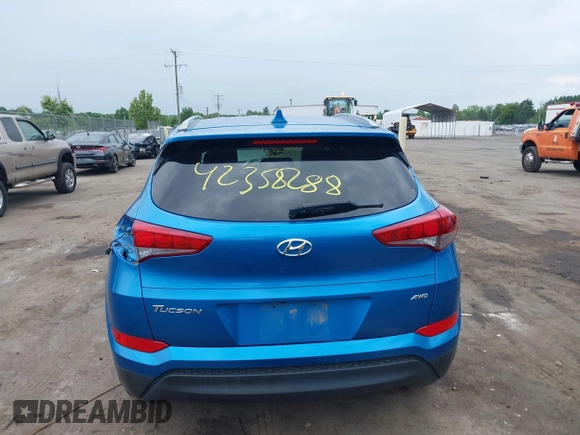 2018 Hyundai Tucson SEL z VIN KM8J3CA4XJU717977, wystawiony jako IAAI lot #42358288 z przebiegiem 121 919 mil mil oraz . Historia ofert i sprzedaży dostępna na DreamBid. Obrazek 17.
