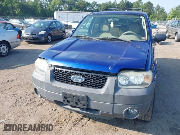 2005 Ford Escape XLT z VIN 1FMYU93105KB75632, wystawiony jako IAAI lot #42686073 z przebiegiem 146 084 mil mil oraz . Historia ofert i sprzedaży dostępna na DreamBid. Obrazek 6.