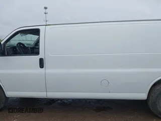 2014 Chevrolet Express Cargo Van with VIN 1GCWGGCA0E1155572, listed as a IAAI auction lot 41965353 with 324,538 mi miles. Bid and sale history available at carsss.com. Image 14.