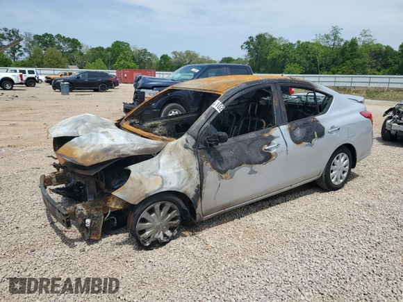 2015 Nissan Versa SV with VIN 3N1CN7AP8FL889566, listed as a Copart auction lot 53102695 with Not Provided miles and Non Repairable. Bid and sale history available at carsss.com. Image 1.