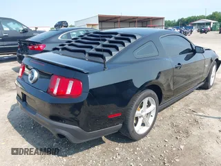 2012 Ford Mustang GT Premium с VIN 1ZVBP8CF2C5251013, выставлен на аукционе IAAI как лот 42376958 с пробегом 63 474 миль миль и . История ставок и продаж доступна на DreamBid. Изображение 4.