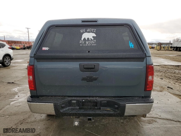2007 Chevrolet Silverado 1500 LT w/1LT with VIN 2GCEC13CX71704763, listed as a Copart auction lot 46189575 with 111,571 mi miles and Salvage Title. Bid and sale history available at carsss.com. Image 6.