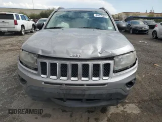 2016 Jeep Compass Sport with VIN 1C4NJCBA5GD612112, listed as a Copart auction lot 60039395 with 154,860 mi miles and Salvage title. Bid and sale history available at DreamBid. Image 5.