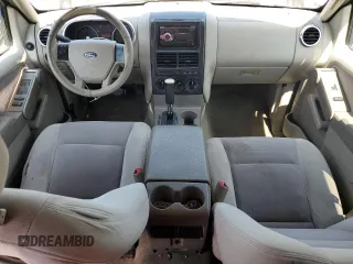 2007 Ford Explorer XLT z VIN 1FMEU73E17UB09267, wystawiony jako Copart lot #58096675 z przebiegiem 200 662 mil mil oraz Szkoda całkowita • Salvage title. Historia ofert i sprzedaży dostępna na DreamBid. Obrazek 8.