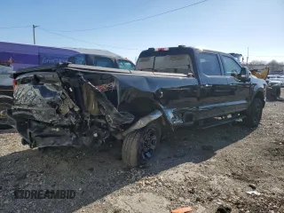 2024 Ford Super Duty F-250 SRW XL with VIN 1FT8W2BN0RED75067, listed as a Copart auction lot 44022895 with 15,870 mi miles and Salvage Title. Bid and sale history available at carsss.com. Image 3.