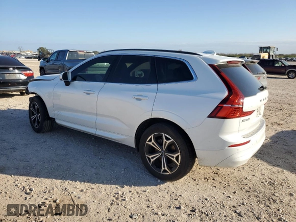2022 Volvo XC60 Momentum z VIN YV4L12DK0N1944994, wystawiony jako Copart lot #85899774 z przebiegiem 95 461 mil mil oraz Szkoda całkowita • Salvage title. Historia ofert i sprzedaży dostępna na DreamBid. Obrazek 2.