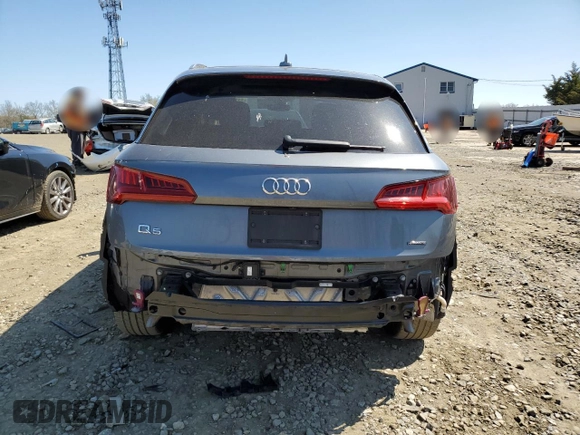 2020 Audi Q5 Premium Plus with VIN WA1BNAFY2L2068669, listed as a Copart auction lot 53260195 with 41,900 mi miles and Salvage Title. Bid and sale history available at carsss.com. Image 6.