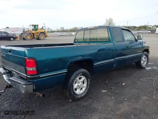 1996 Dodge Ram 1500 with VIN 3B7HC13YXTG158105, listed as a IAAI auction lot 41983648 with 204,721 mi miles. Bid and sale history available at carsss.com. Image 4.