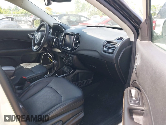 2019 Jeep Compass Limited with VIN 3C4NJCCB4KT743865, listed as a IAAI auction lot 42365744 with 65,273 mi miles and . Bid and sale history available at DreamBid. Image 5.