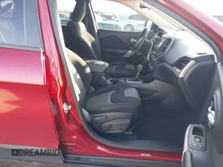 2017 Jeep Cherokee Altitude с VIN 1C4PJLAB2HW623965, выставлен на аукционе IAAI как лот 41248617 с пробегом 132 008 миль миль и . История ставок и продаж доступна на DreamBid. Изображение 5.
