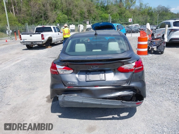 2018 Ford Focus Titanium с VIN 1FADP3J22JL314642, выставлен на аукционе IAAI как лот 42128194 с пробегом 62 787 миль миль и . История ставок и продаж доступна на DreamBid. Изображение 16.