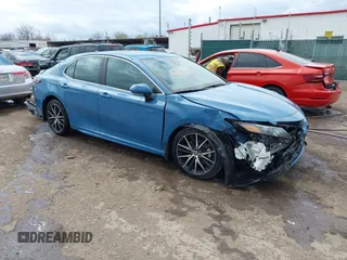 2023 Toyota Camry SE with VIN 4T1S11AK4PU099996, listed as a IAAI auction lot 42038558 with 27,279 mi miles. Bid and sale history available at carsss.com. Image 1.