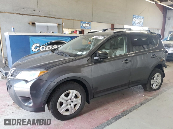 2015 Toyota RAV4 LE z VIN JTMBFREV2FD142982, wystawiony jako Copart lot #65502005 z przebiegiem 52 229 mil mil oraz Szkoda całkowita • Salvage title. Historia ofert i sprzedaży dostępna na DreamBid. Obrazek 1.