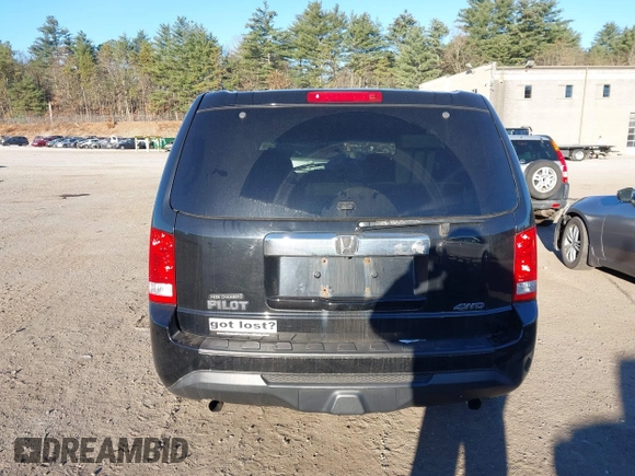 2015 Honda Pilot LX with VIN 5FNYF4H23FB044468, listed as a IAAI auction lot 40851104 with 144,858 mi miles. Bid and sale history available at carsss.com. Image 17.