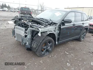 2023 Jeep Grand Cherokee Limited с VIN 1C4RJHBG3P8844297, выставлен на аукционе IAAI как лот 41854660 с пробегом 35 721 миль миль и . История ставок и продаж доступна на DreamBid. Изображение 2.