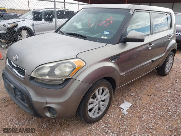 2012 Kia Soul + with VIN KNDJT2A68C7379660, listed as a IAAI auction lot 41991418 with 181,060 mi miles. Bid and sale history available at carsss.com. Image 2.