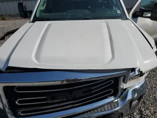 2015 GMC Sierra 2500HD with VIN 1GT22XEG8FZ111398, listed as a Copart auction lot 57408845 with 109,505 mi miles and Salvage title. Bid and sale history available at DreamBid. Image 11.