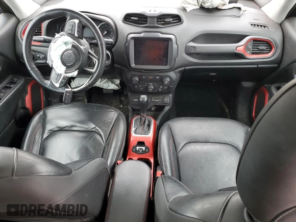 2019 Jeep Renegade Trailhawk z VIN ZACNJBC15KPJ87863, wystawiony jako Copart lot #47967385 z przebiegiem 98 467 mil mil oraz Szkoda całkowita • Salvage title. Historia ofert i sprzedaży dostępna na DreamBid. Obrazek 8.