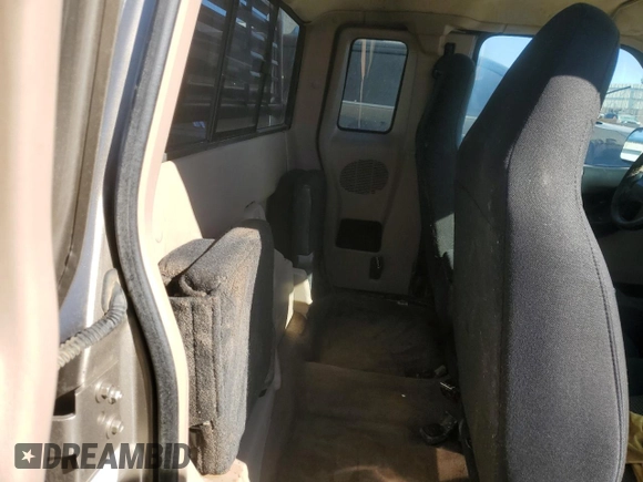 2003 Ford Ranger XL Fleet с VIN 1FTYR44V03PA12828, выставлен на аукционе Copart как лот 78485814 с пробегом Не указан миль и На запчасти • Non repairable. История ставок и продаж доступна на DreamBid. Изображение 10.
