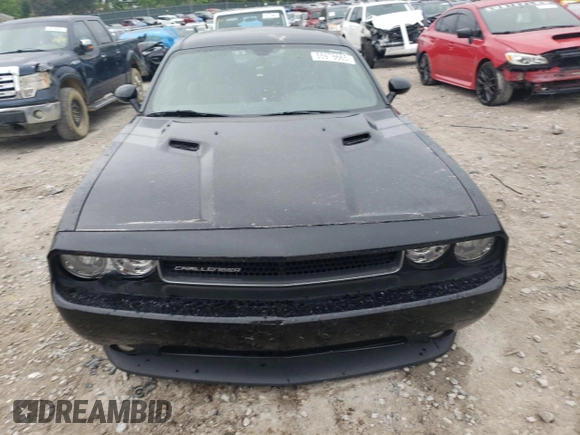 2013 Dodge Challenger SXT z VIN 2C3CDYAG6DH515778, wystawiony jako Copart lot #55976665 z przebiegiem 160 194 mil mil oraz Szkoda całkowita • Salvage title. Historia ofert i sprzedaży dostępna na DreamBid. Obrazek 5.