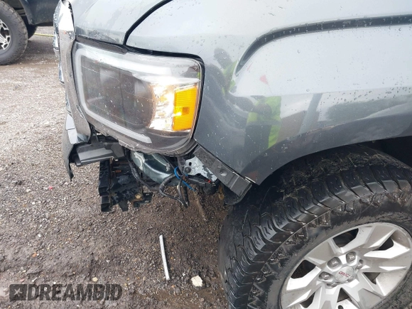 2015 GMC Canyon 4WD SLE with VIN 1GTG6BE3XF1153421, listed as a IAAI auction lot 42079375 with 161,379 mi miles and . Bid and sale history available at carsss.com. Image 6.