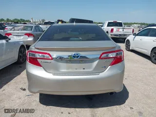 2013 Toyota Camry Hybrid LE with VIN 4T1BD1FK3DU092856, listed as a IAAI auction lot 42010493 with 27,497 mi miles. Bid and sale history available at carsss.com. Image 16.