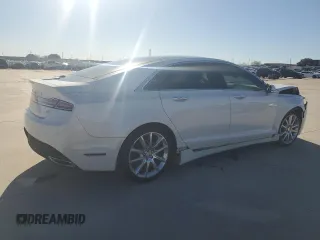 2016 Lincoln MKZ with VIN 3LN6L2GK2GR632038, listed as a Copart auction lot 86436164 with Not Provided miles and Salvage Title. Bid and sale history available at DreamBid. Image 3.