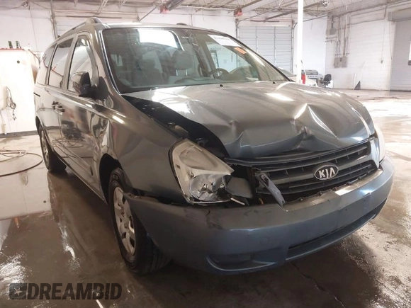 2009 Kia Sedona LX with VIN KNDMB233X96276905, listed as a IAAI auction lot 41394768 with 231,156 mi miles. Bid and sale history available at carsss.com. Image 1.
