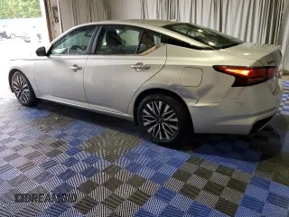 2024 Nissan Altima SV with VIN 1N4BL4DV6RN391075, listed as a Copart auction lot 62536375 with 31,190 mi miles and Clean title. Bid and sale history available at DreamBid. Image 2.