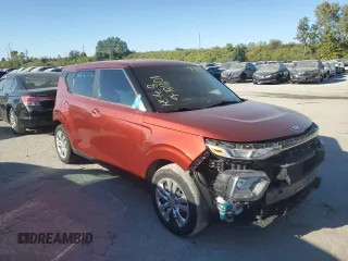 2020 Kia Soul LX with VIN KNDJ23AUXL7122250, listed as a Copart auction lot 75156234 with 55,572 mi miles and Salvage Title. Bid and sale history available at carsss.com. Image 4.