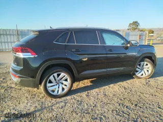 2022 Volkswagen Atlas Cross Sport 2.0T SE w/Technology with VIN 1V2HC2CA4NC228498, listed as a Copart auction lot 68333932 with 1,306 mi miles. Bid and sale history available at carsss.com. Image 3.