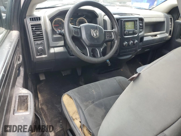 2018 Ram 1500 Express z VIN 3C6JR6AT6JG250644, wystawiony jako Copart lot #60257375 z przebiegiem 255 129 mil mil oraz Czysty tytuł • Clean title. Historia ofert i sprzedaży dostępna na DreamBid. Obrazek 8.